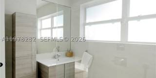 880 N Venetian Dr Gallery 23