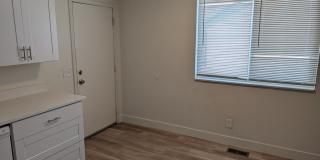 4 Bedroom 1.5 Bath Twin-Home Gallery 9