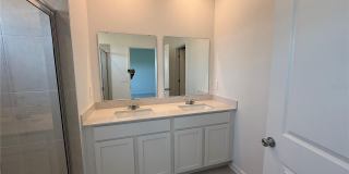 2563 SKYLINE Loop Gallery 13