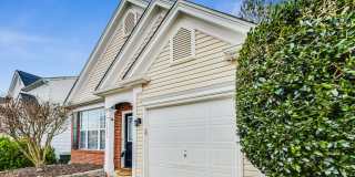 Single-family home in Kennesaw, GA near KSU, Town Center and Woodstock. Gallery 7