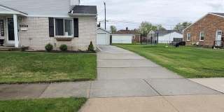 31635 Couchez Gallery 1