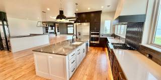Luxury Golf Retreat in Berthoud with Breathtaking Mountain and TCP Golf Course Views Luxury Golf Retreat in Berthoud with Breathtaking Mountain and TCP Golf Course Views Gallery 10