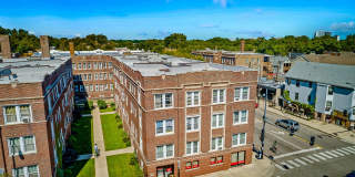 5208-14 N. Damen / 2000-10 W. Foster Gallery 10