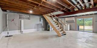 AVAILABLE NOW! FULLY RENOVATED 3-bedroom in BALDWIN! Gallery 26