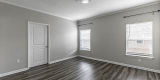 6105 Regency Court Gallery 20