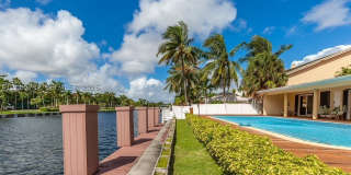437 Holiday Dr Gallery 21