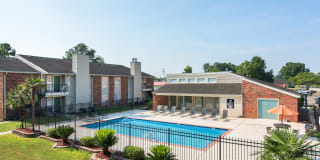 Sherwood Acres Gallery 11