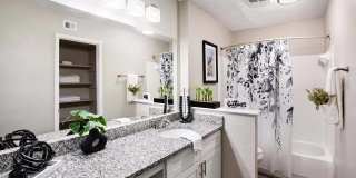 Waters Edge Apartments Gallery 7