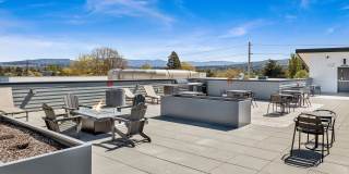 Luxurious Studios with Rooftop Deck and Secured Entry! Gallery 29