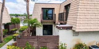 15307 W POND WOODS DRIVE Gallery 1