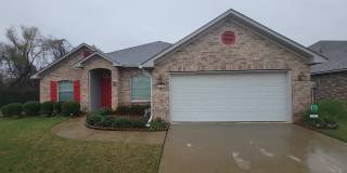 3 Bedroom 2 Baths 2008 sq/ft in Savannah Place 3 Bedroom 2 Baths 2008 sq/ft in Savannah Place Gallery 1