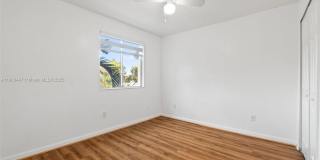 1406 Southeast 26th Court Gallery 7