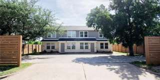 Updated 2-Story Townhome in Prime North Austin Gallery 1