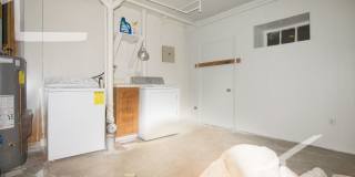 Near BU!  Massive Single Family Home over 3000 sq ft and laundry in unit! Gallery 12