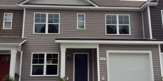 1105 Fairway Ln Gallery 1