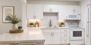 2307 S Cypress Bend Drive Gallery 1