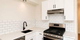 7418 North Ashland BoulevardApt 1 Gallery 1