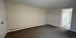 10th Street Square Apartments Gallery 1