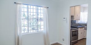 5042 East Eastland Street Gallery 11