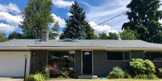 3 Bedroom Rambler Situated on a Large Lot with Mature Landscaping! Gallery 19