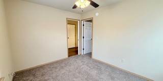 1141 S Tottenham Court Gallery 17