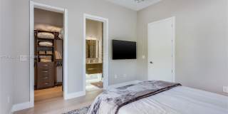 1701 Espanola Drive Gallery 31