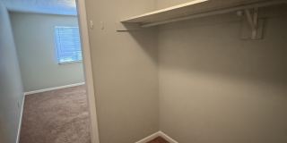 909 Applewood Lane - 1 Gallery 1