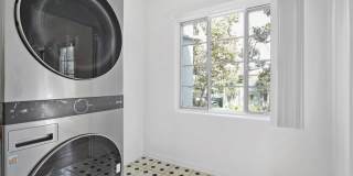 201 S Poinsettia Place unit: C Gallery 15