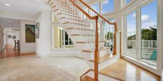 605 Dune Road Gallery 10