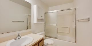 3bd/2ba Bothell Home Gallery 14