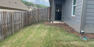 One level home with 2 Car Garage! Gallery 39