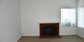 1271 Mosswood Gallery 5