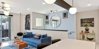 205 The Riv Gallery 21