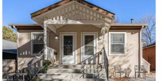 Beautifully Fully-Furnished Duplex in Old Town Gallery 3