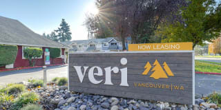 Veri Vancouver Gallery 20