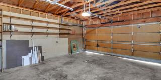 Cozy, Remodeled Gem with Spacious Backyard – Your Perfect Rental Home! Gallery 25