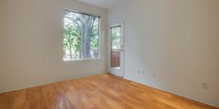 Villas at Park La Brea Apartments Gallery 13