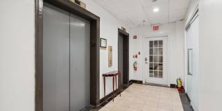 1737-39 CHESTNUT Street Gallery 11