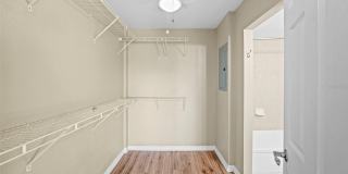 406 S CEDAR AVENUE Gallery 24