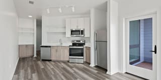 River House Apartments Gallery 17