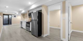 1635 N Ashland Ave, Gallery 9