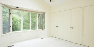 Sparkling and Spacious Gallery 22