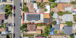 2417 W Stanford Gallery 21
