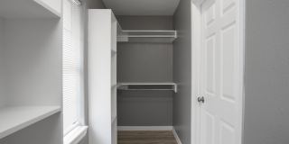 1918 Angus Street -3 Gallery 20