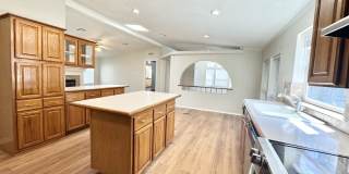 191 CORRIDOR OAKS Gallery 1