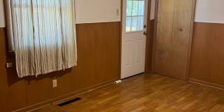 3 bedroom home near Mercy Hospital Gallery 11
