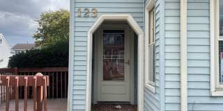 123 N Melbourne Street Gallery 1