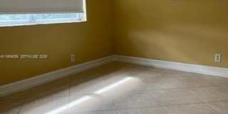 2226 N Cypress Bend Dr Gallery 12