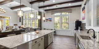 THE MARLOWE LAKE BOONE Gallery 29
