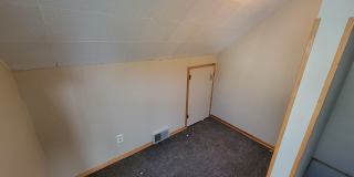 AVAILABLE September 1st- 4 Bed 3 Bath w/ Spacious Back Deck - SHORT TERM LEASE TILL END OF APRIL Gallery 27